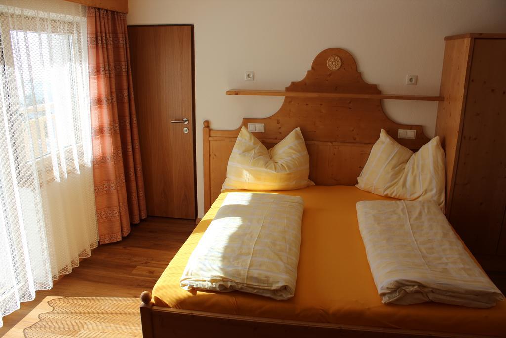 Haus Soldanella Apartment Фент Стая снимка