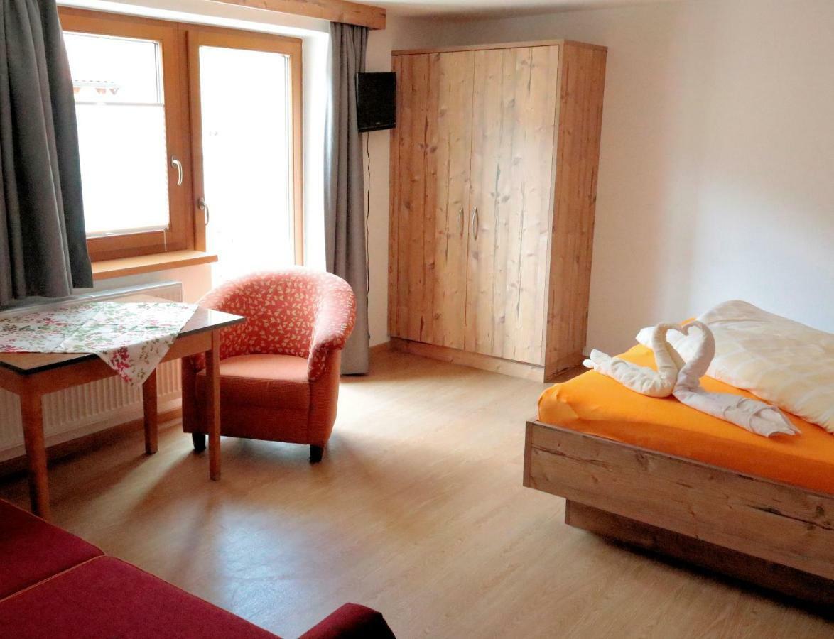 Haus Soldanella Apartment Фент Екстериор снимка