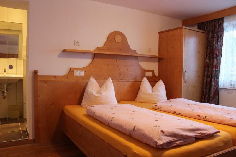 Haus Soldanella Apartment Фент Екстериор снимка